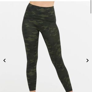 Women’s Camo Spanx XS Worn once!